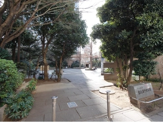 東池袋中央公園
