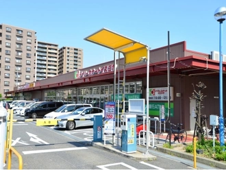 イズミヤ御影店