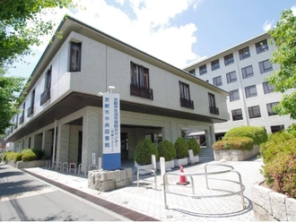 中央図書館