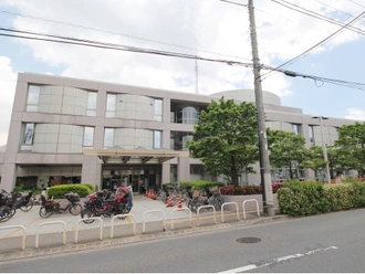 世田谷区立中央図書館
