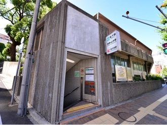 県庁前駅