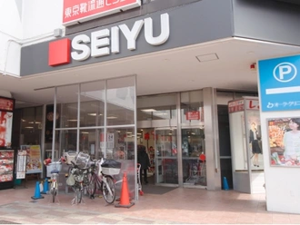 西友久米川店