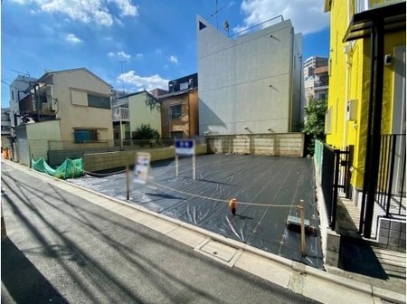 東京都渋谷区神宮前2丁目