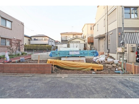 東京都足立区舎人1丁目