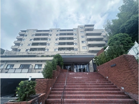 東京都世田谷区成城1丁目