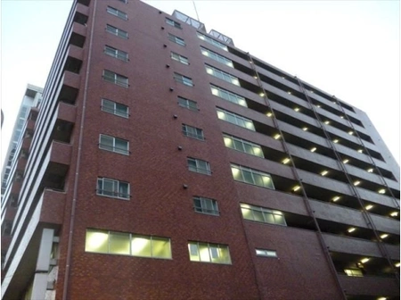 東京都港区三田3丁目