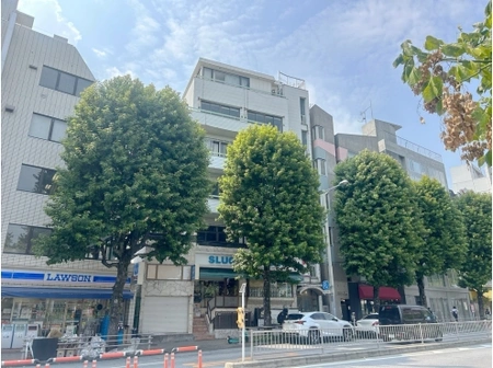 東京都渋谷区千駄ヶ谷2丁目