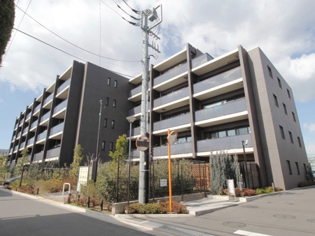 ヴィーク コート 大泉 学園 四季 garden