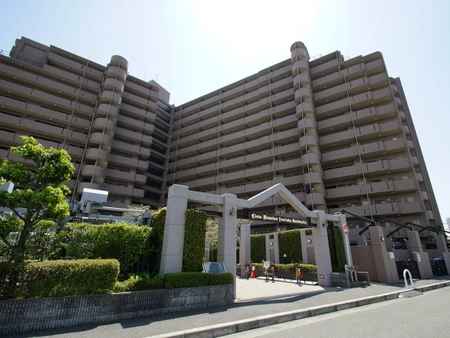 ライオンズマンション千里丘ガーデンシティの購入・売却・中古