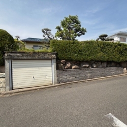 和泉市弥生町1丁目　古家付土地