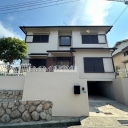 西宮市仁川百合野町　中古戸建