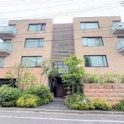 グランドメゾン代沢