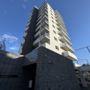 プレシス新宿御苑