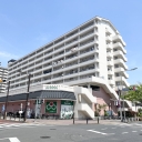 けやき通り北四番館