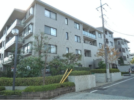 コープ野村緑山ヒルズ参番館