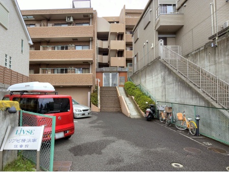 リブゼ横浜南伍番館