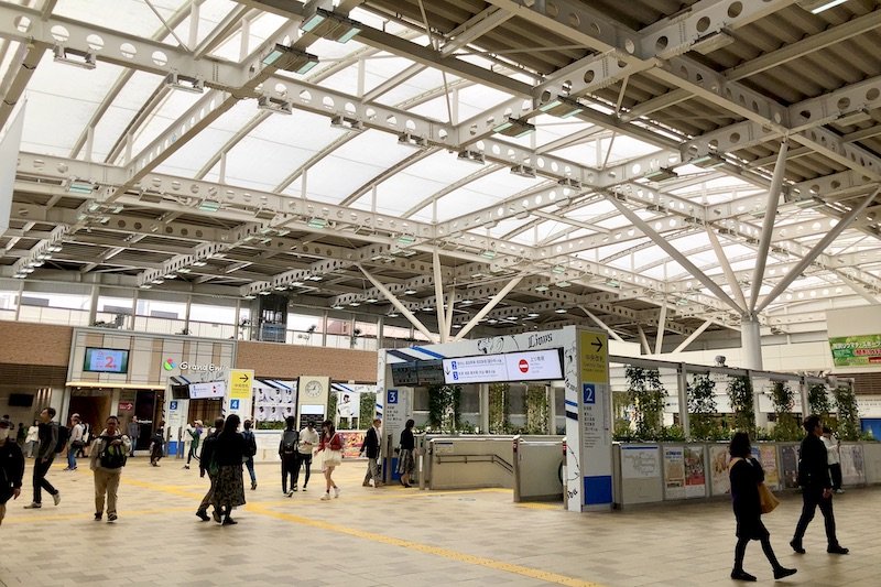 西武新宿線と池袋線が交わる「所沢」駅